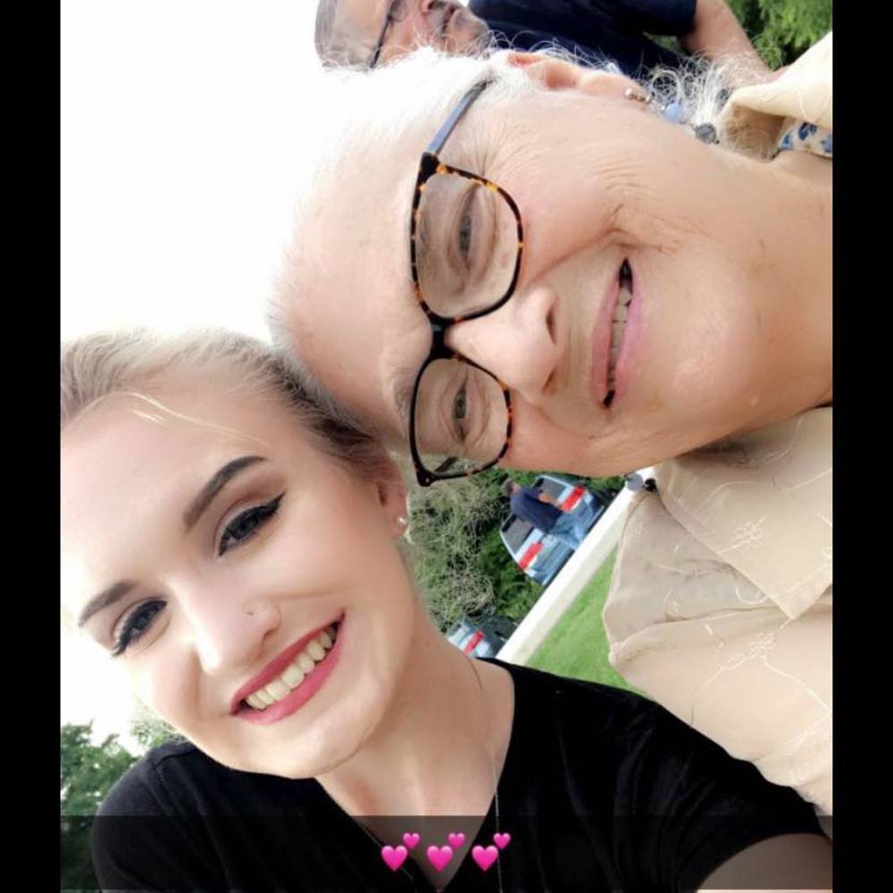 Meet your Posher, Taylor